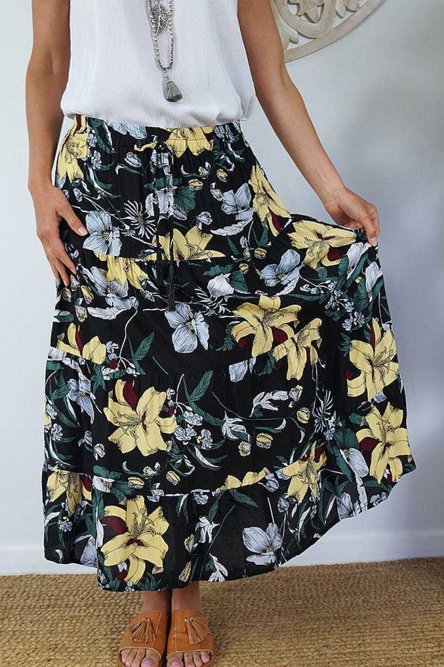 Ladies Sundrenched | Tiered Skirt "Flemington" Black