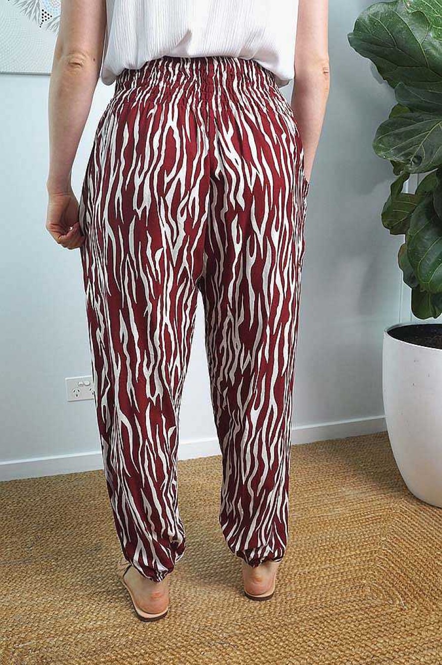 Ladies Sundrenched | Harem Pant "Zebra" Maroon