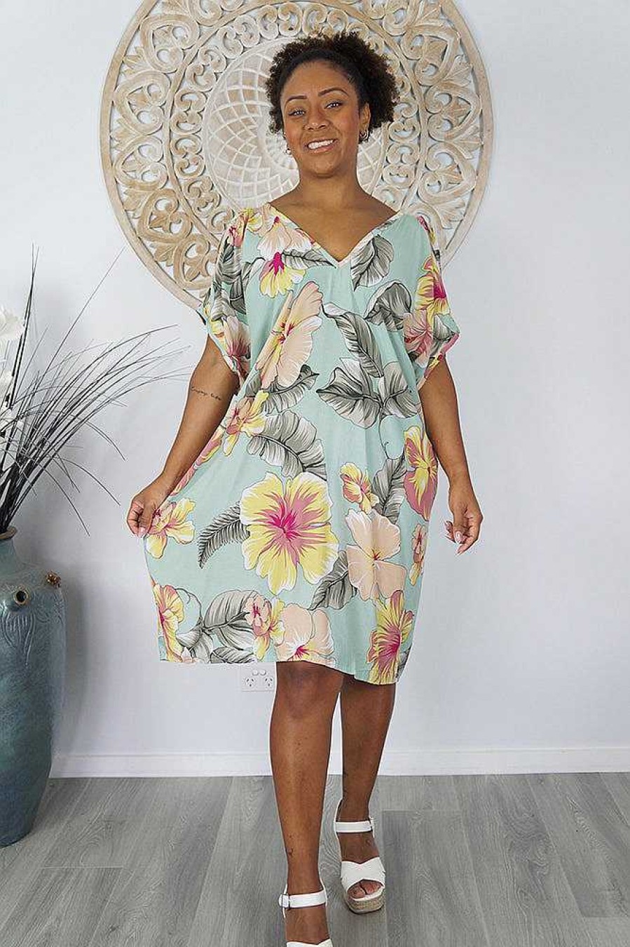 Ladies Sundrenched Short Dresses | Drifter Dress "Wailua" Print