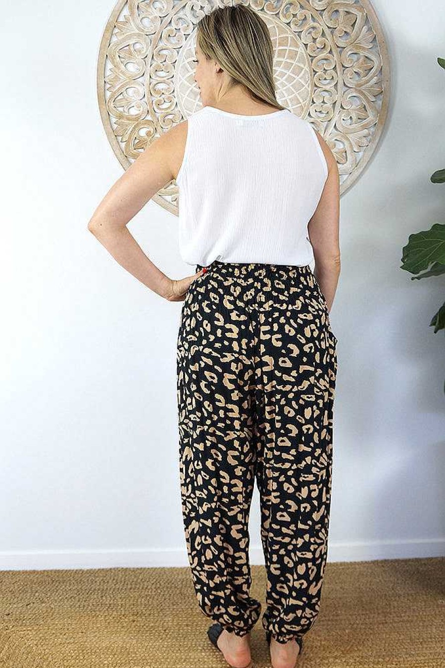 Ladies Sundrenched | Harem Pant "Walnut" Black