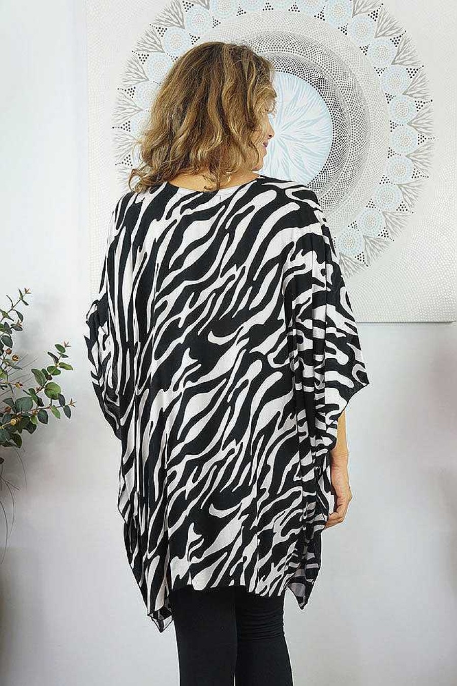 Ladies Sundrenched | Short Tunic "Large Zebra"