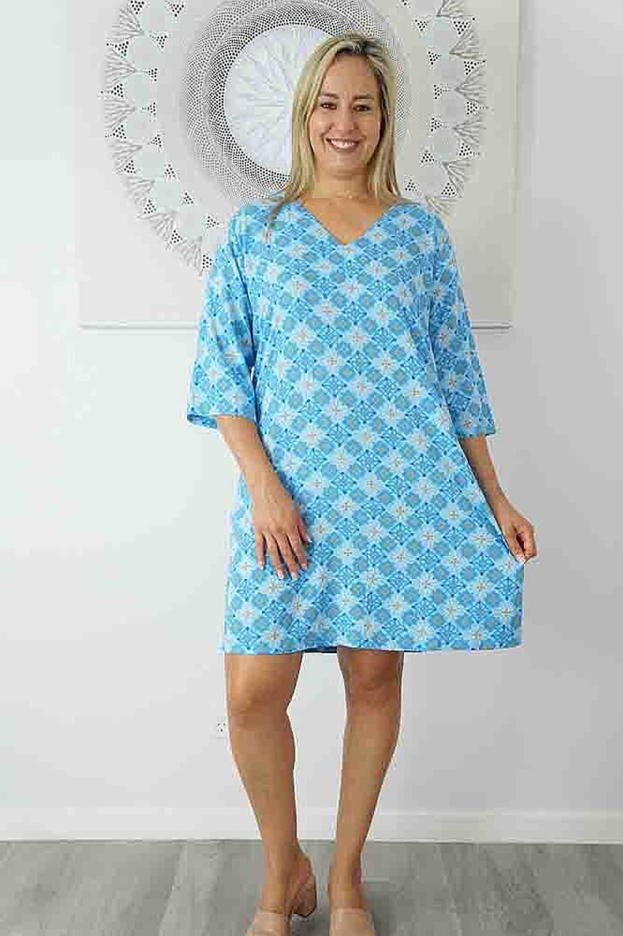 Ladies Sundrenched Short Dresses | 3/4 Sleeve Tunic "Snowflower"