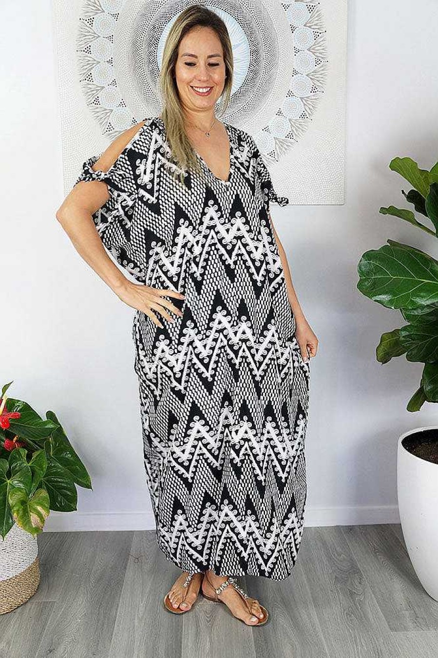 Ladies Sundrenched Long Dresses | Mykonos Dress "Classic Zig Zag" Print Black