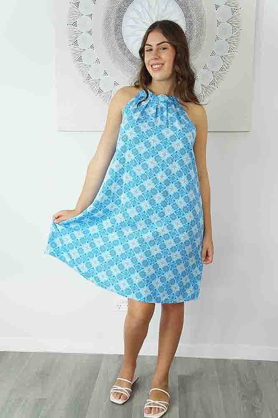 Ladies Sundrenched Short Dresses | Short Chloe "Snowflower"