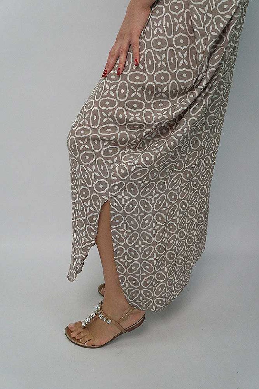 Ladies Sundrenched Regular Kaftans | Long Kaftan "Links"