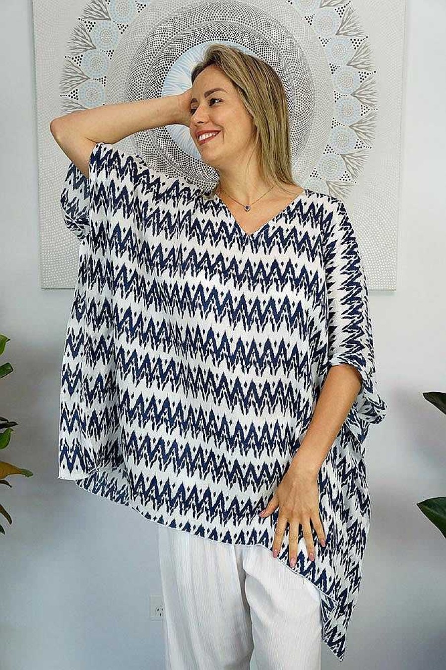 Plus Size Sundrenched | Short Tunic Zig Zag