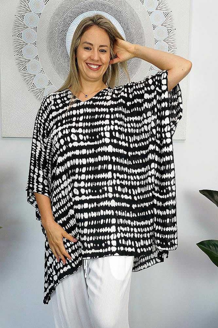 Plus Size Sundrenched | Short Tunic "Dreamland" Black