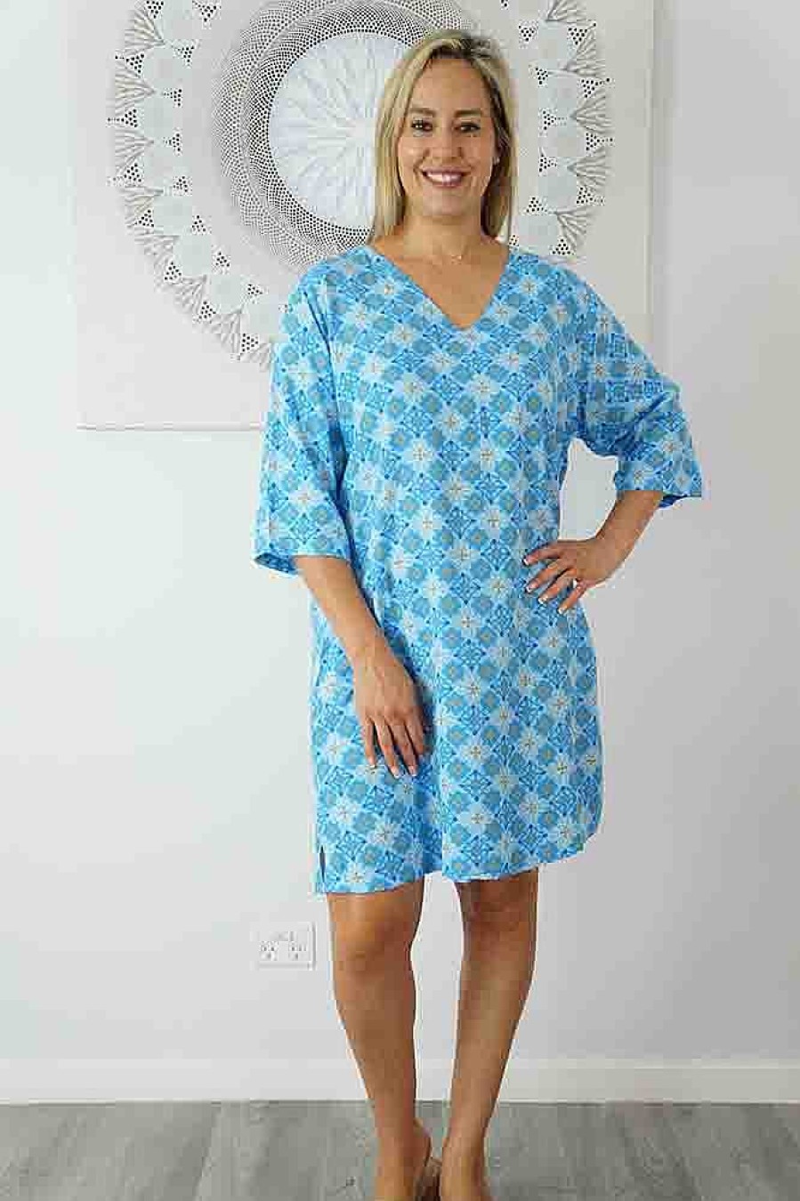 Ladies Sundrenched Short Dresses | 3/4 Sleeve Tunic "Snowflower"