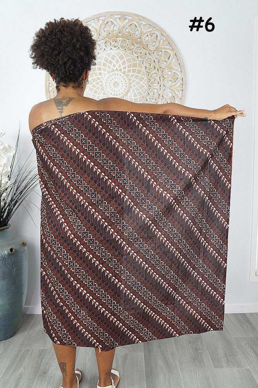 Ladies Sundrenched | Traditional "Batik" Sarong