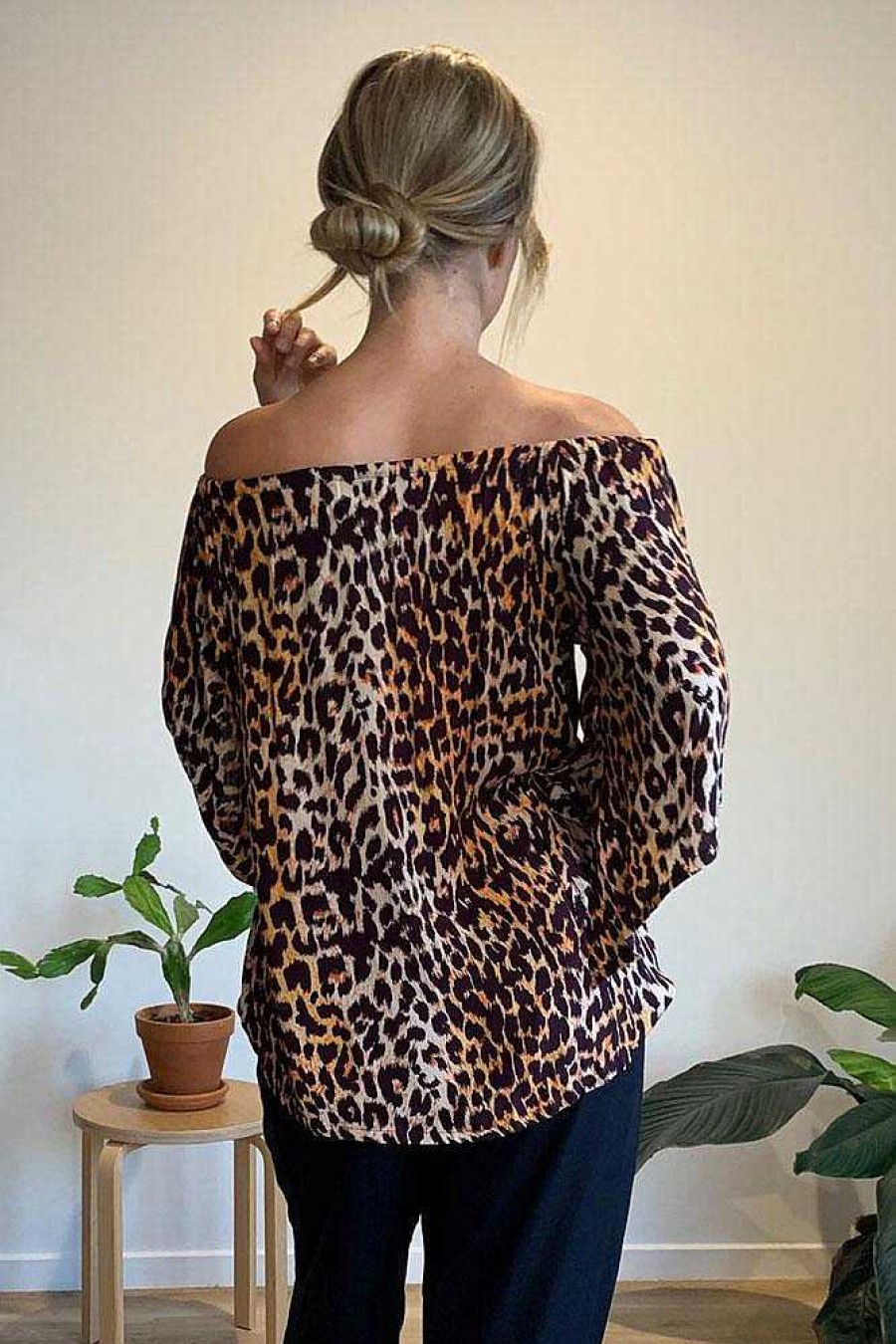 Plus Size Sundrenched | Libra Top "Leopard"