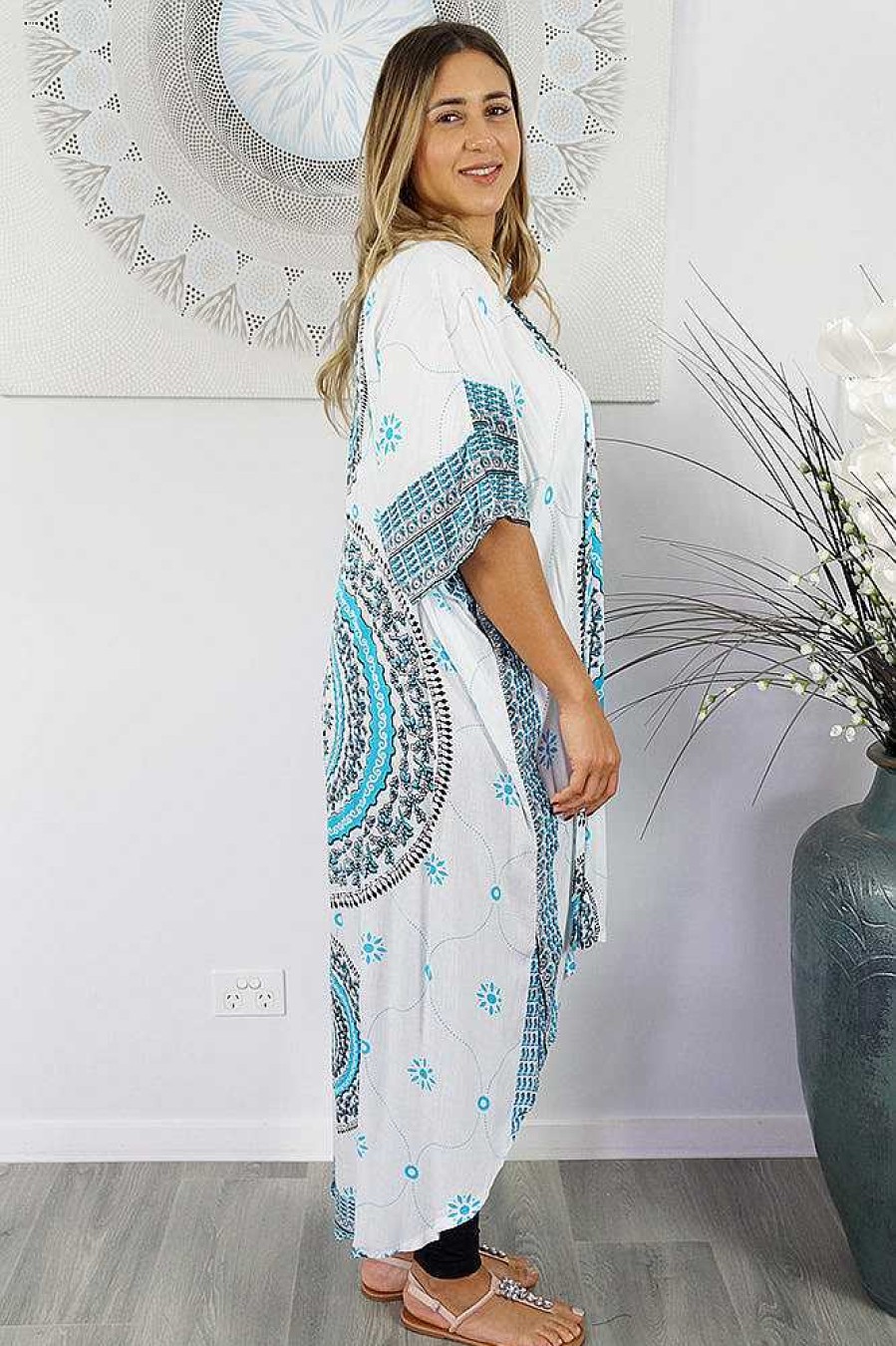 Ladies Sundrenched | Long Bling Cape "Tunisia"